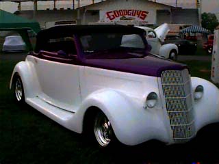 <1935 Ford cabriolet>